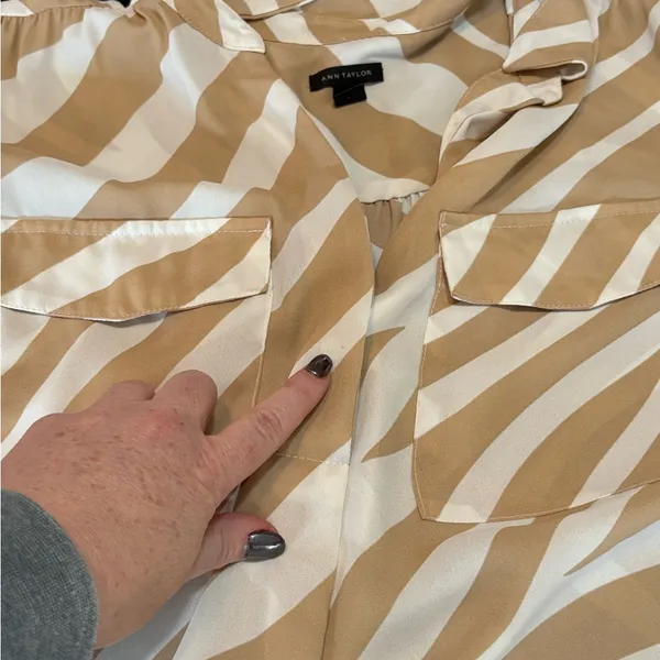 Ann Taylor Tan and White Zebra Print Blouse - Image 12
