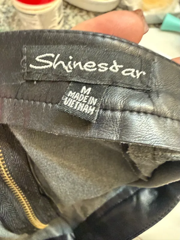 Shinestar Black Faux Leather Mini Skirt with Side Pockets - Image 4