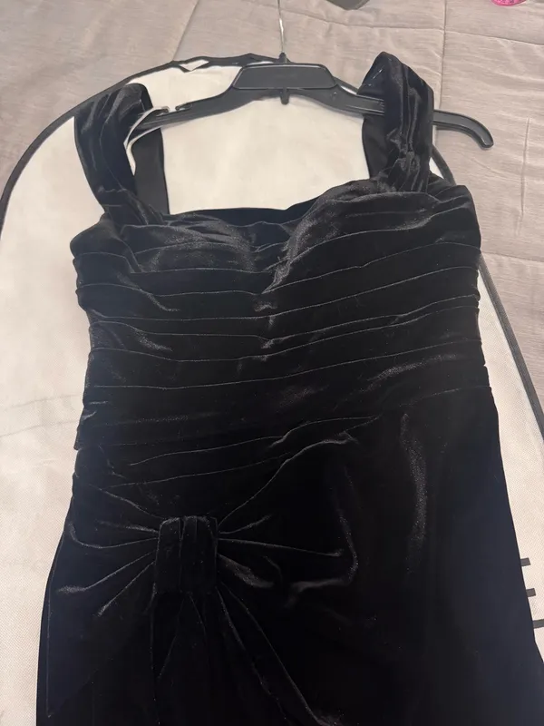 Black Velvet Azazie Dress - Image 3
