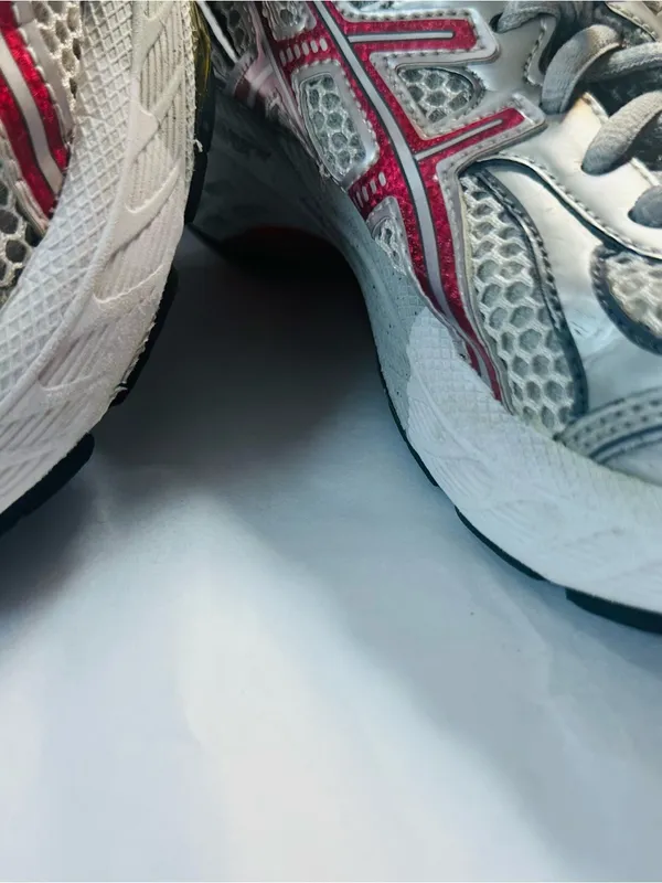 Asics Kids Silver and Pink Mesh Lace-Up Sneakers - Image 9
