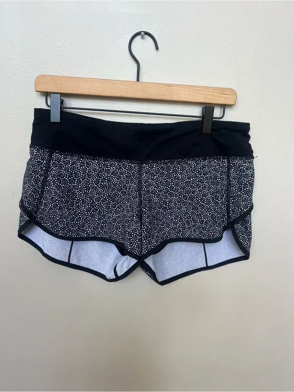 LULULEMON Run Times Shorts Miss Mosaic Black Size 6 - Image 5
