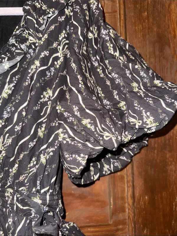 Entro Black Bow & Floral Ruffle-Trim Short Dress, Puff Sleeves with Pockets - Image 3
