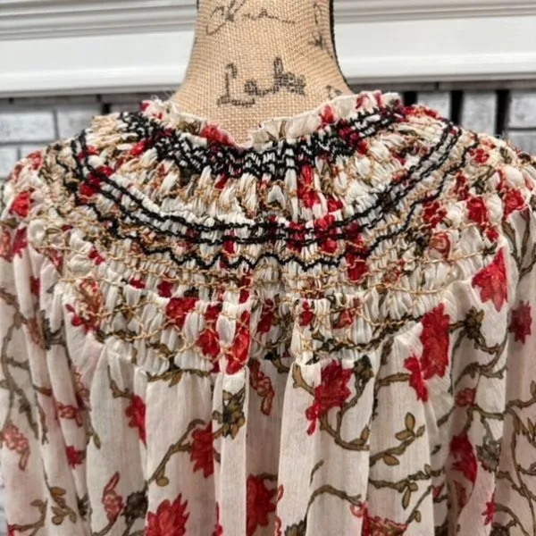 Free People Women's Keeping Up With Kara Floral Tunic Top Ivory Red Size Medium‎ - Image 11