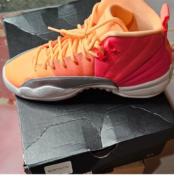JORDAN RETRO 12(LNCWOT)(5.5) - Image 6