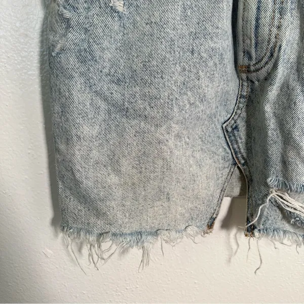 Zara Trafaluc Women's Sz Small Cut Off Denim Mini Skirt Light Acid Wash Distress - Image 6
