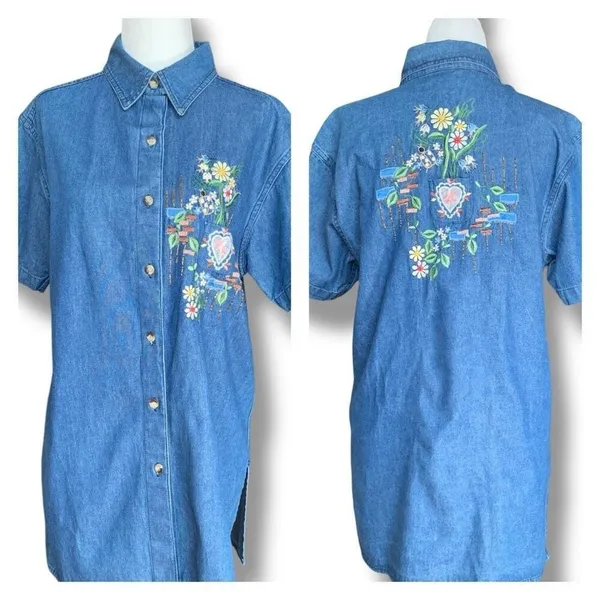 Vintage 90s Embroidered Chambray Denim Shirt Oversized Short Sleeve Heart Floral - Image 3