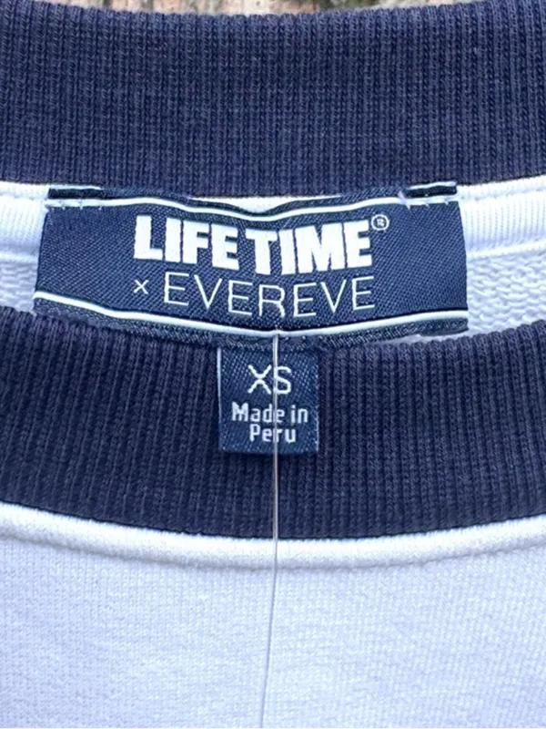 NWT EVEREVE X Lifetime Love Your Life Patch Sweatshirt Size XS - Image 6