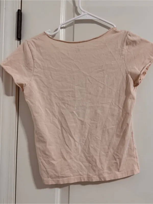Brandy Melville Pale Pink V-Neck Ruched Short Sleeve Top - Image 3