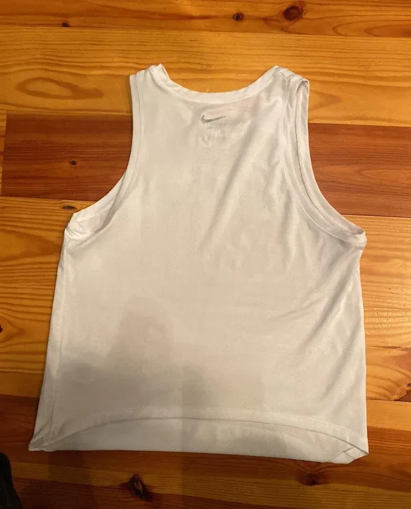Nike Tank Medium - Image 2