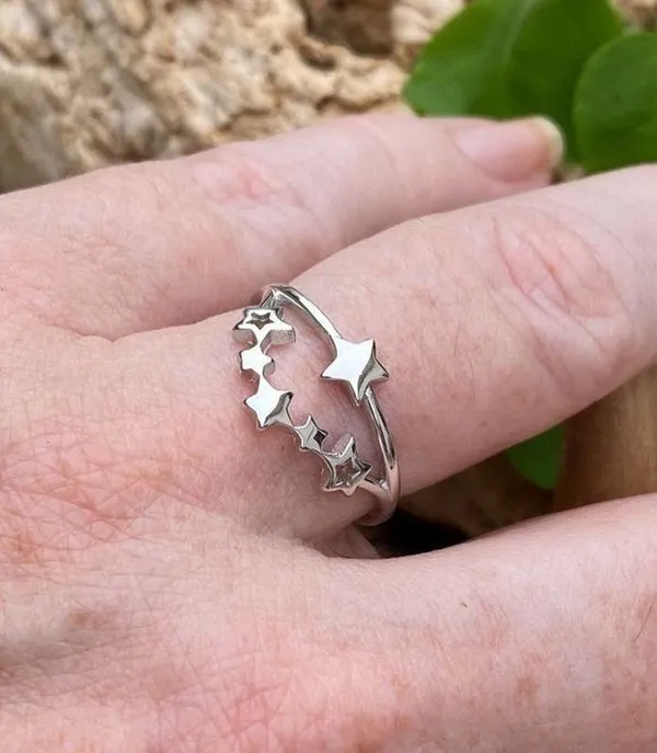 Sterling Silver Multi Star Cluster  Ring Size 8 - Image 3