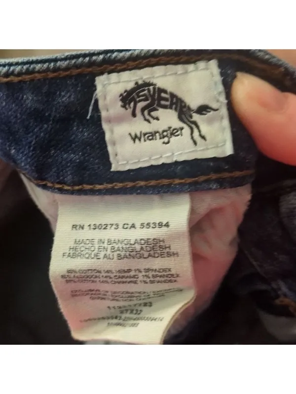 Wrangler Retro High Rise Flare jeans Size 27x32 - Image 4