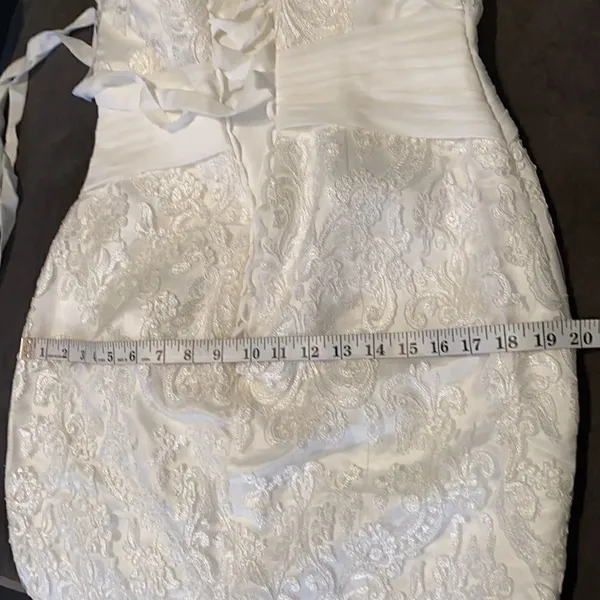 Women’s Ivory Dress & Matching Chiffon Jacket with beautiful detail Size L**READ - Image 13
