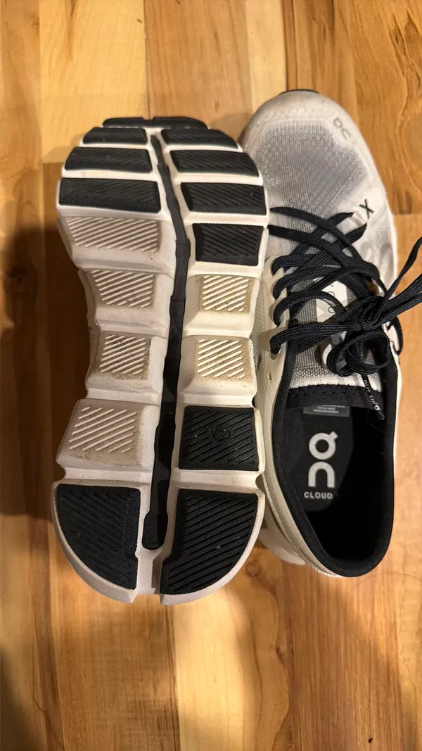 On Cloud Shoes - Image 4