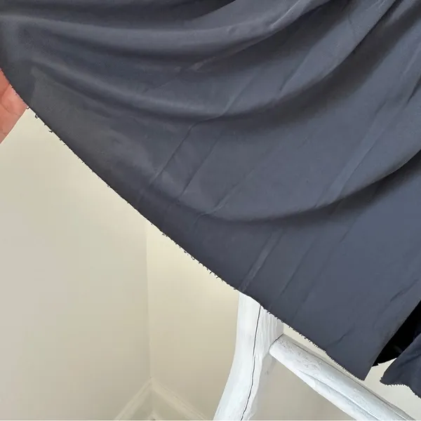 Soothfeel Grey Flowy Athleisure Skirt with Shorts Size Medium - Image 10