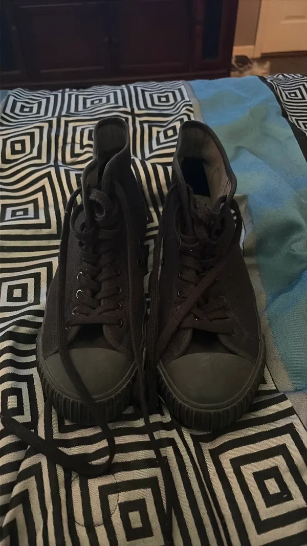 P. F. Flyers Black Size 9 - Image 4