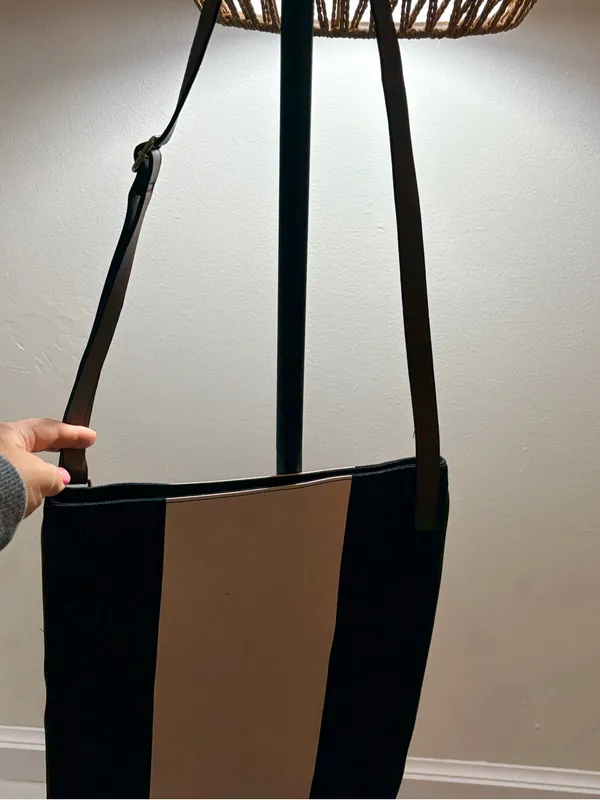 PINK Victoria's Secret Black and Cream Vertical Stripe Messenger Bag - Image 5