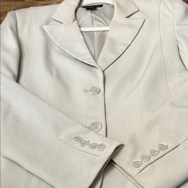 RAFAELLA Tan Blazer Jacket Size 6P - Image 6