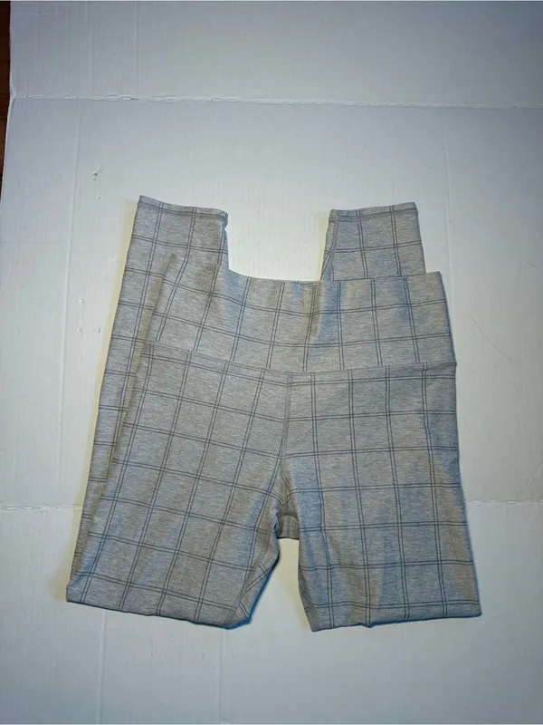 Vuori Clean Elevation Plaid Pattern Leggings - Image 4
