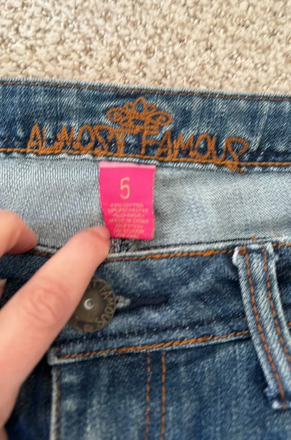 Y2K Distressed Bootcut Jeans Size 5 - Image 6