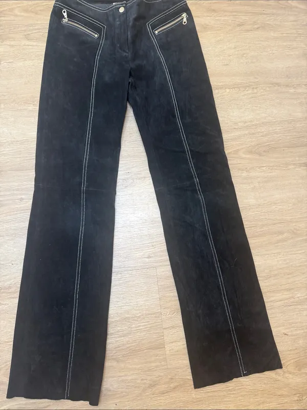 Wilsons 100% Leather Black Wide-Leg with white Stitching pants jeans sz 4 - Image 3