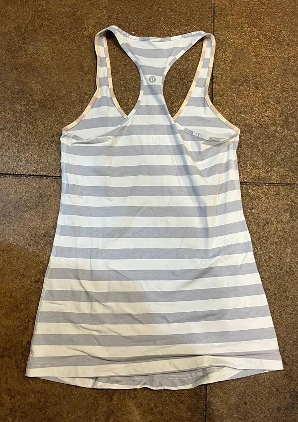 striped top - Image 2