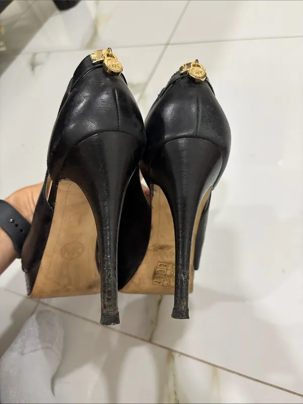 MICHAEL Michael Kors Hamilton Black Peep-Toe Platform Pumps size 9 - Image 3