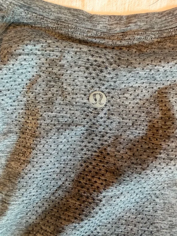 Lululemon Swiftly Tech Long Sleeve Crew Heather Gray Women’s Size 8 - Image 4
