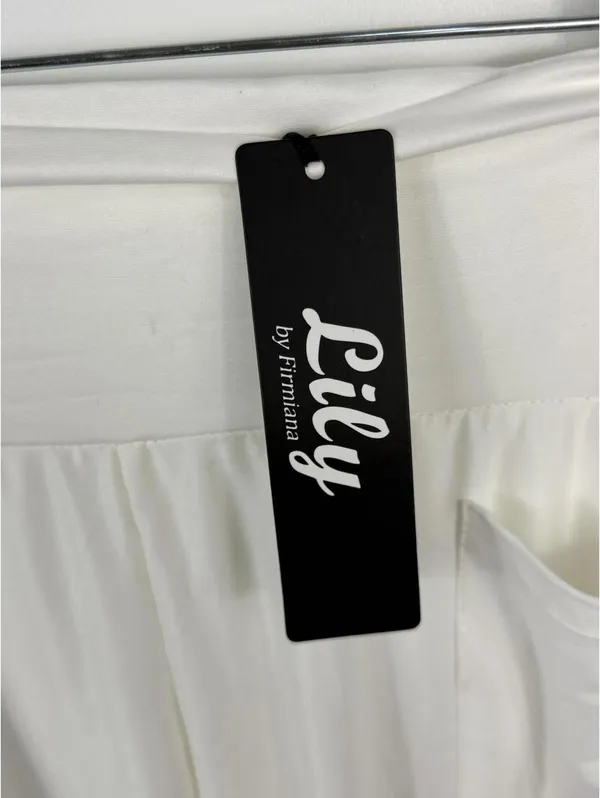 Cute NWTs Lily Pants Size S/M - Image 4