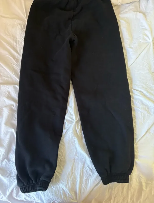 Aritzia TNA Sweatpants - Image 3