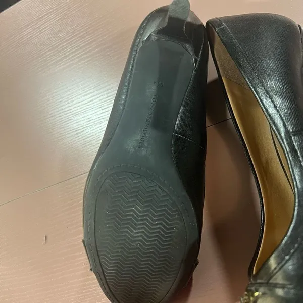 Tommy Hilfiger Womens Size 8.5M Heels - Image 6