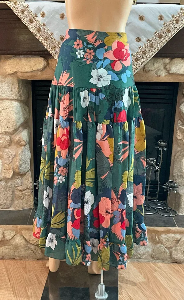 NWT $250.00 mare mare Alyssa Floral Midi Skirt by Free People - Image 6
