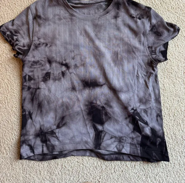 Lululemon Train To Be Short Sleeve - Image 2