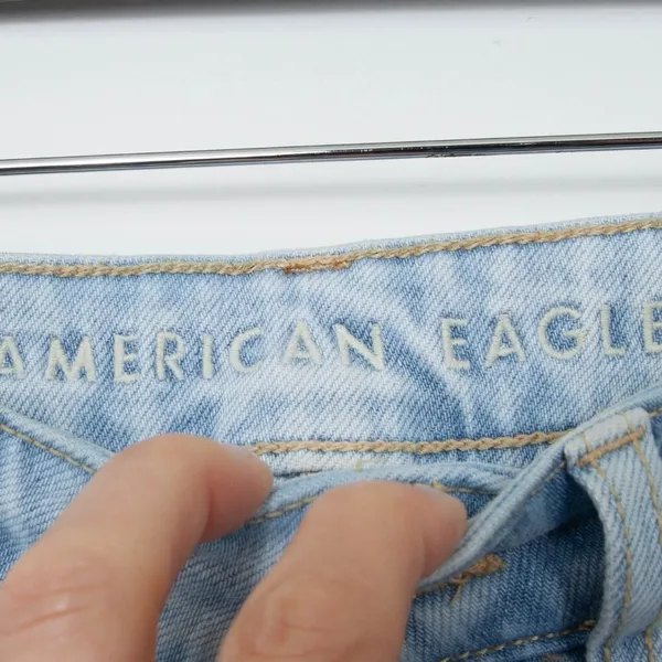 American Eagle Distressed Highest Rise Mom‎ Jeans Women's Size 00 Regular - Image 4