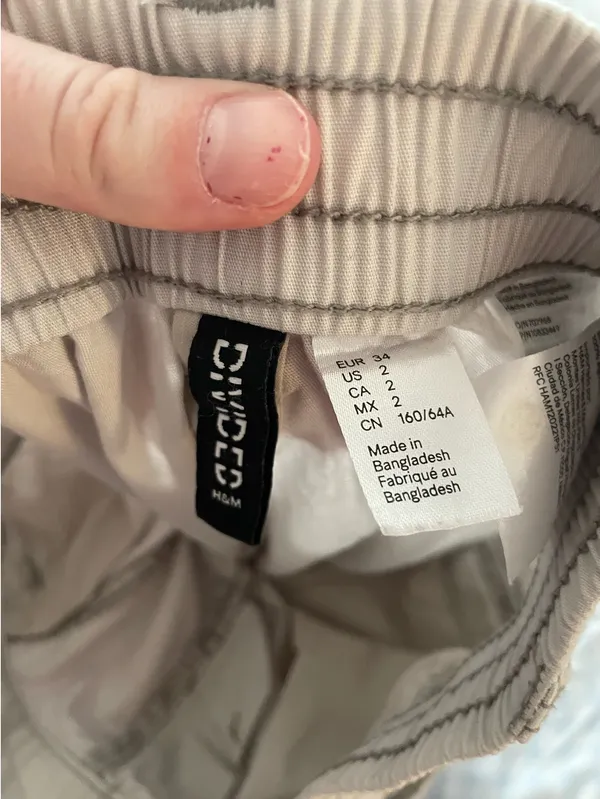 H&M Cargo Pants - Image 2