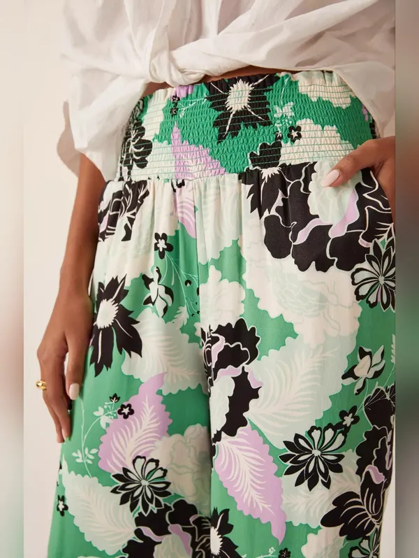 Maeve Printed Wide Leg Trousers - Image 3