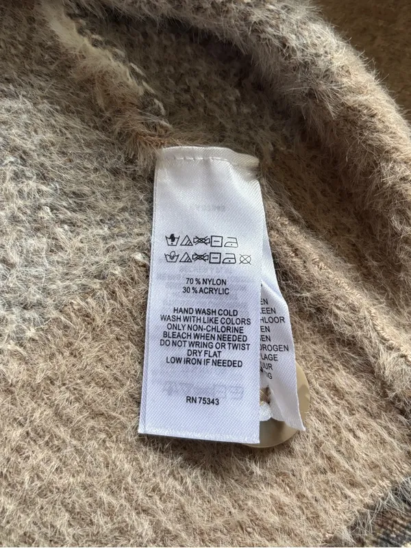 William Rast Cozy Fuzzy Argyle Cardigan Size Small - Image 6