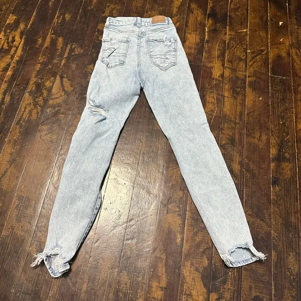 American Eagle 000 short normcore distressed curvy hi-rise jeggings - Image 2
