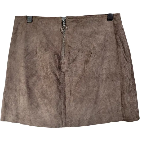 BLANKNYC Women's Brown Faux Suede Mini‎ Skirt Size 26 Zipper Front Pockets - Image 2