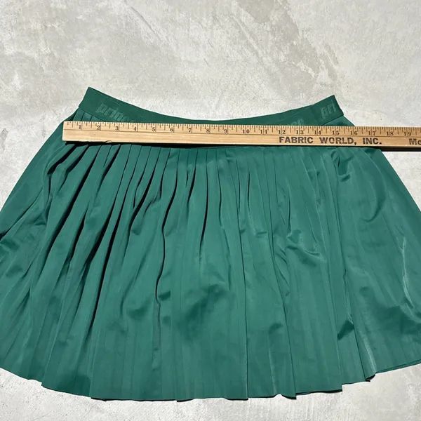 Prince Pickleball Pleated Skirt Women's Green Athletic Tennis Skort Size Medium - Image 3