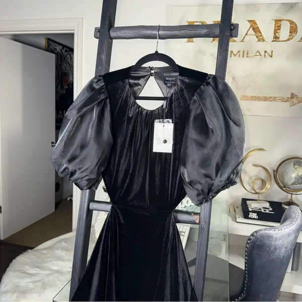 Bardot Marina Velvet Backless Mini Dress Black Womens 6 Medium Sheer Sleeves New - Image 5