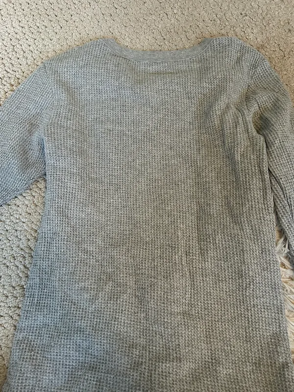 Brandy Melville Grey Cotton Longsleeve!! - Image 4