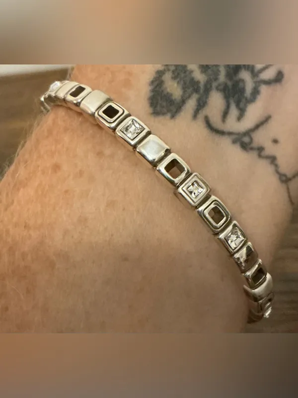 Awesome Jewelry By Brighton The Times Square Bangle Bracelet - Image 2
