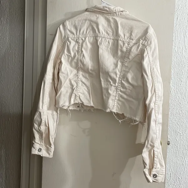 Free People White Distressed Cropped Jacket - Image 7