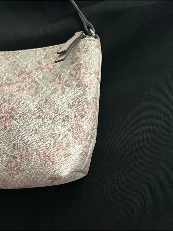 Nine West Blush Floral Shoulder Bag with Strap - Image 8