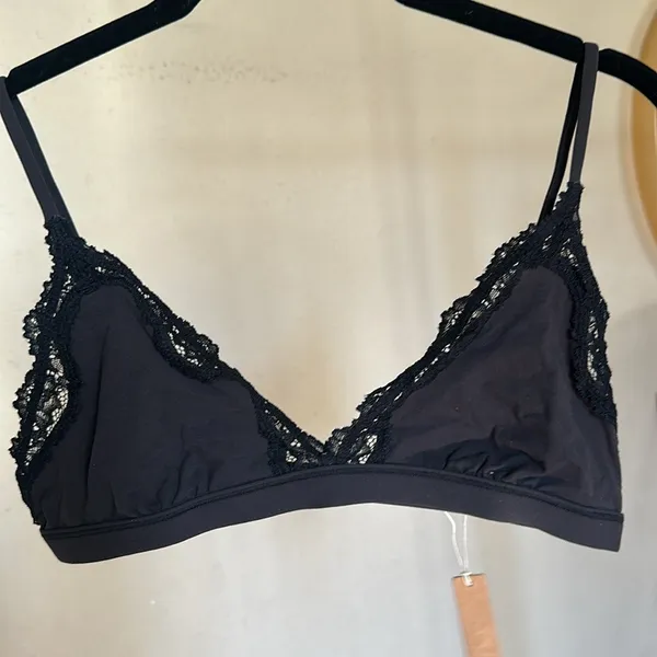 SKIMS Fits everybody Lace Triangle Bralette- NWT Onyx Size‎ L - Image 4