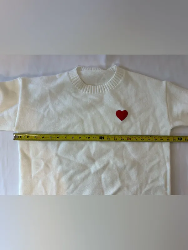 Womens White Sweater Heart Design Crewneck Size L Cute Minimalist Valentine - Image 3