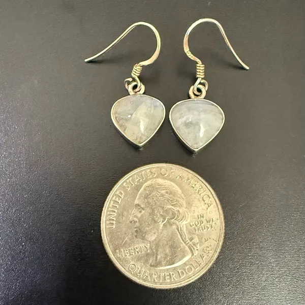 Vintage 925 Sterling Silver Small Heart Moonstone Drop Earrings 3.6g - Image 9