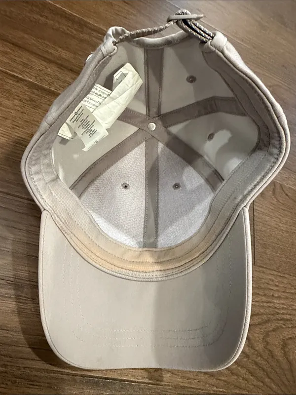 Lululemon  Structured Classic Ball Cap One Size Gray - C53-033 - Image 5