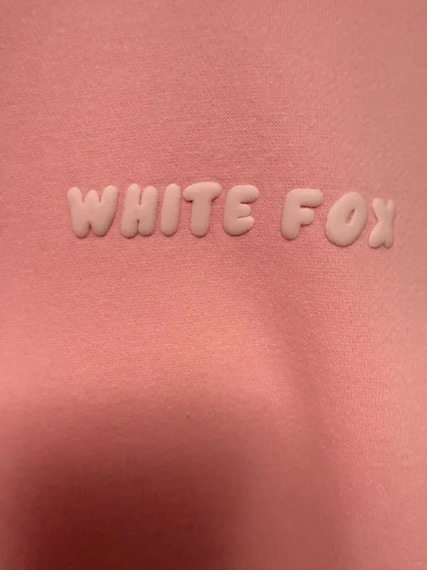 NWT White Fox Boutique Leisure Hoodie Sold Out Pink Posy Size M/L Oversized - Image 6