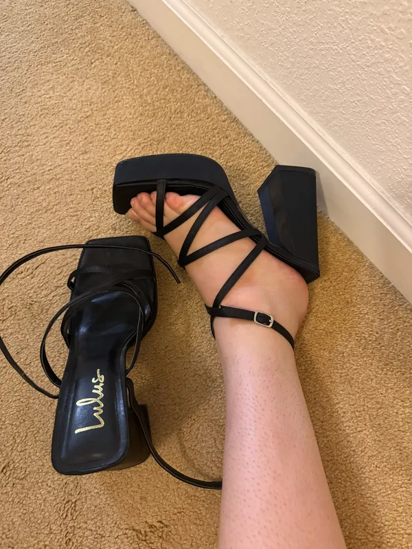 Lulus Black Strappy Heels in size 6 - Image 7